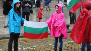 Протестът търси помощ от студенти