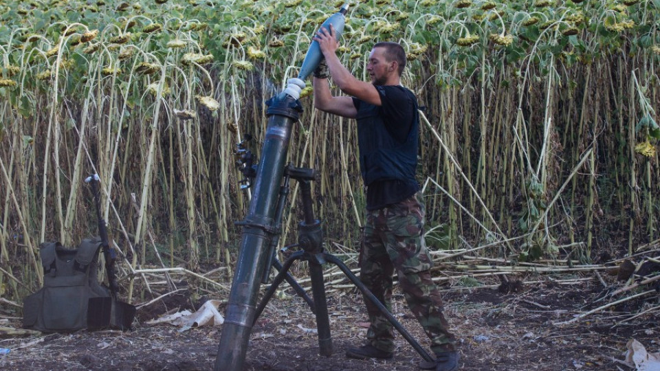 Донецк в руини след военен удар | StandartNews.com