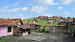 Предлагат нови домове на ромите в Гърмен 