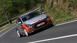 Жеков/Шопов поведоха в Hyundai Racing Trophy 