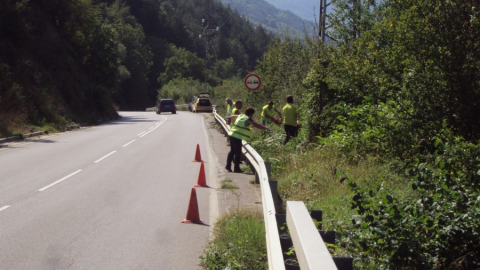 Стартира ремонтът на трагичния участък от пътя Своге-София | StandartNews.com