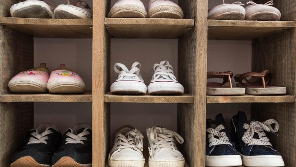 Престъпен бизнес с токсични обувки разкрит в Италия | StandartNews.com