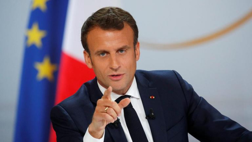 Френското правителство подаде оставка | StandartNews.com