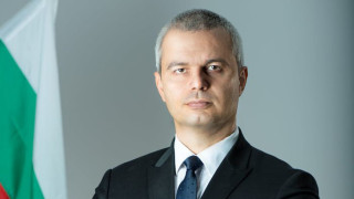 Костадин Костадинов пред "Стандарт": България изгоря пред очите ни