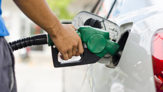 Обрат с цените на горивата! Каква е прогнозата