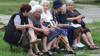 Пенсионерите са бесни! Тръгна голяма завист