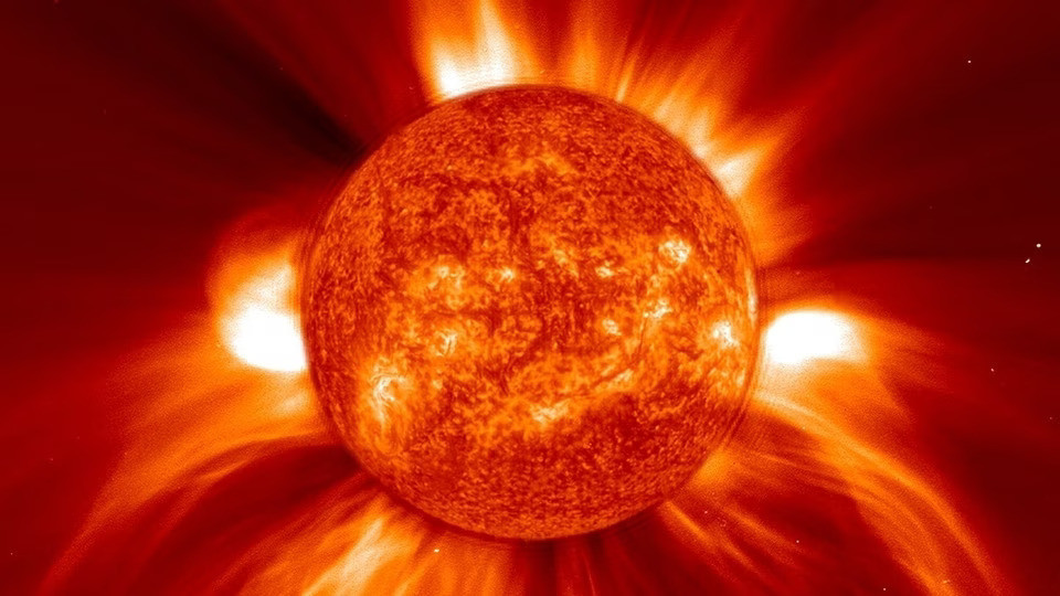 Уловиха 3 мощни слънчеви изригвания! Гответе се за главоболие | StandartNews.com