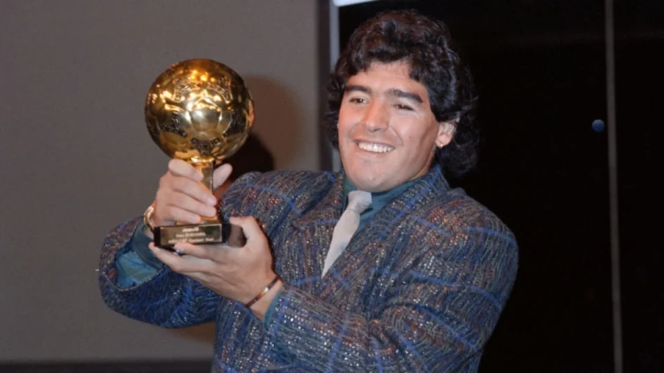 Голям спор за трофей на Марадона, невиждан от 35 години | StandartNews.com