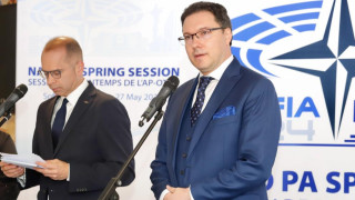 Срещата на НАТО в София праща послание към Вашингтон