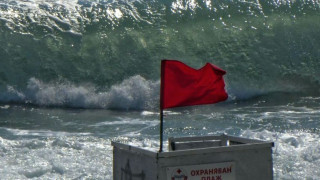 Ужас на българското Черноморие! Двама души се удавиха