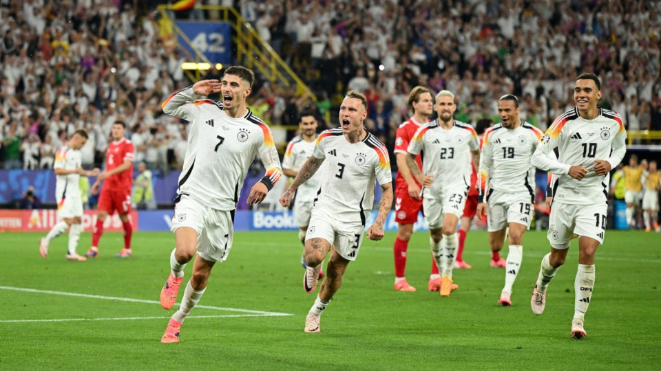 Гръмотевици, дузпа, късмет и Германия докопа четвъртфинала | StandartNews.com