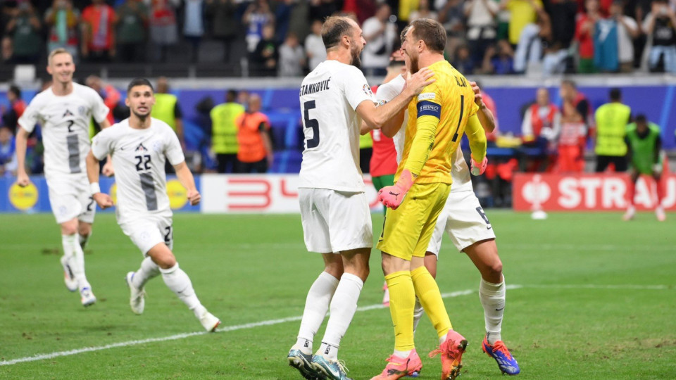 Вратар герой, плачещ Роналдо и Португалия отива на Франция! | StandartNews.com