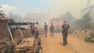 Тежка драма в село Воден, хората плачат заради изгорели къщи