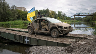 Украински войници се изпозастреляха