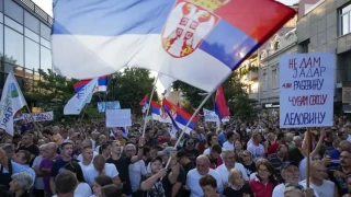 Масови безредици в Сърбия. Причината