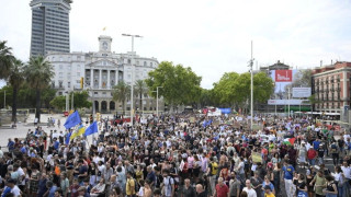 Мощен гняв срещу чуждите туристи в Южна Европа! Иде тежък сблъсък