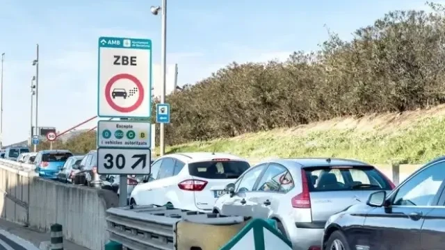 New road sign in Europe. Are we expecting it in our country?
 – 2024-09-04 19:33:19