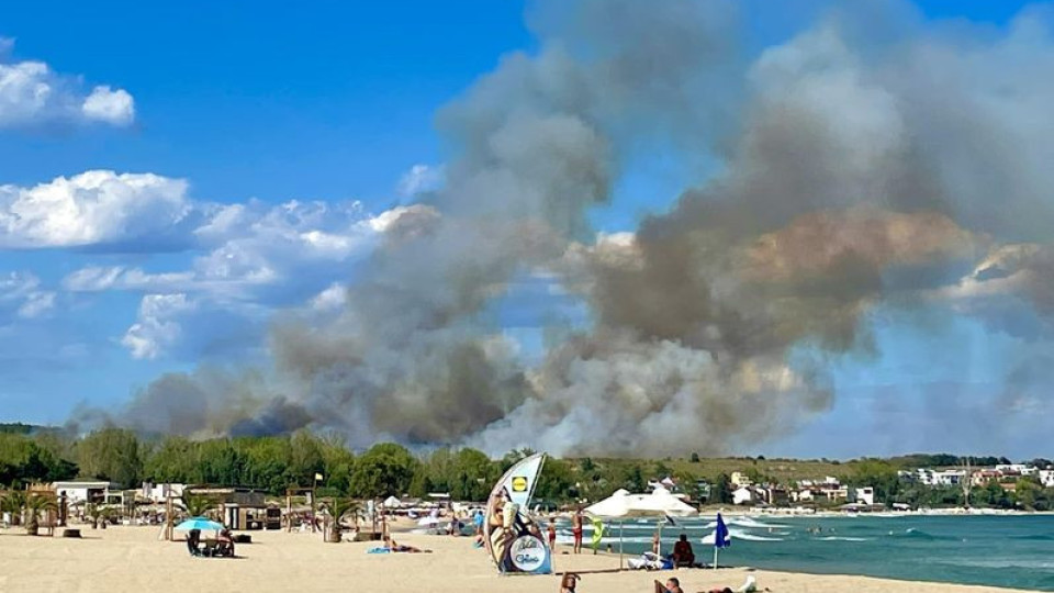 Нова драма с пожара в Созопол. Пламна второ огнище | StandartNews.com