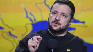 Зеленски зарадва украинците! Раздава на всеки пари