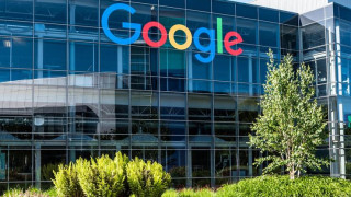 Русия глоби Google с невиждана космическа сума