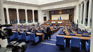 Драмата за председател на парламента продължава