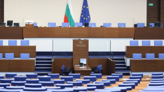 Жега в парламента. Пореден опит за избор на председател