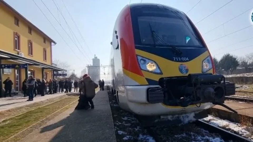 Вече е факт! Северна Македония пусна първата отсечка на ж.п. линията към България | StandartNews.com