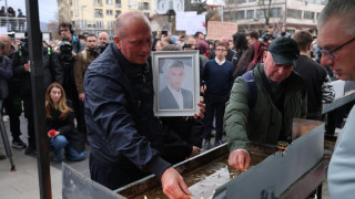 Всеки дом в Кочани почернен от трагедията